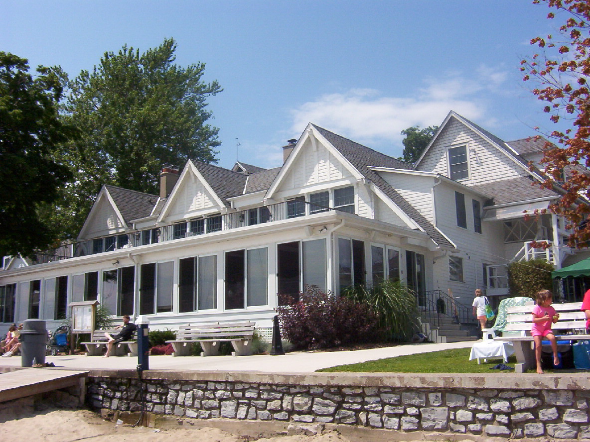 Canada's Sprint Canoe Clubs